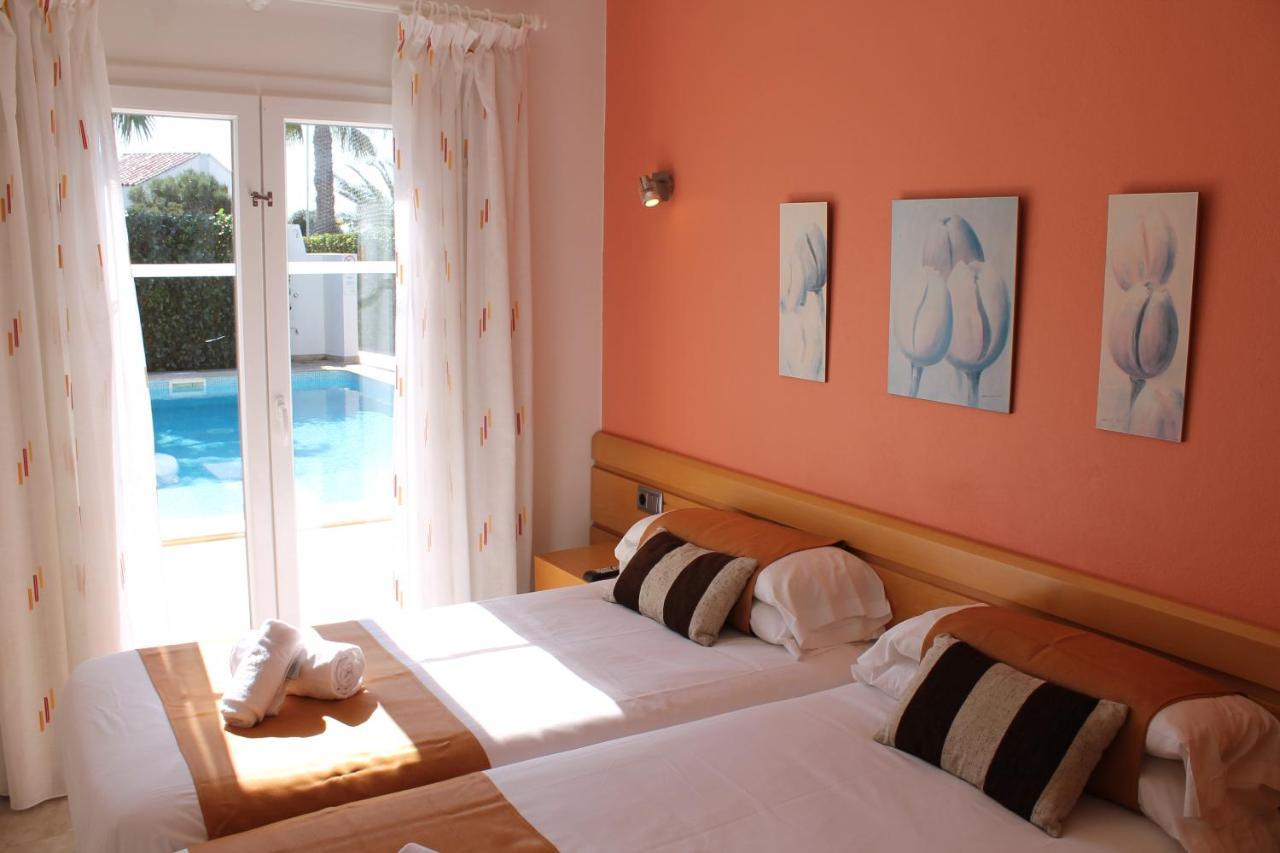 Villa Betty Cala'N Blanes  Екстер'єр фото