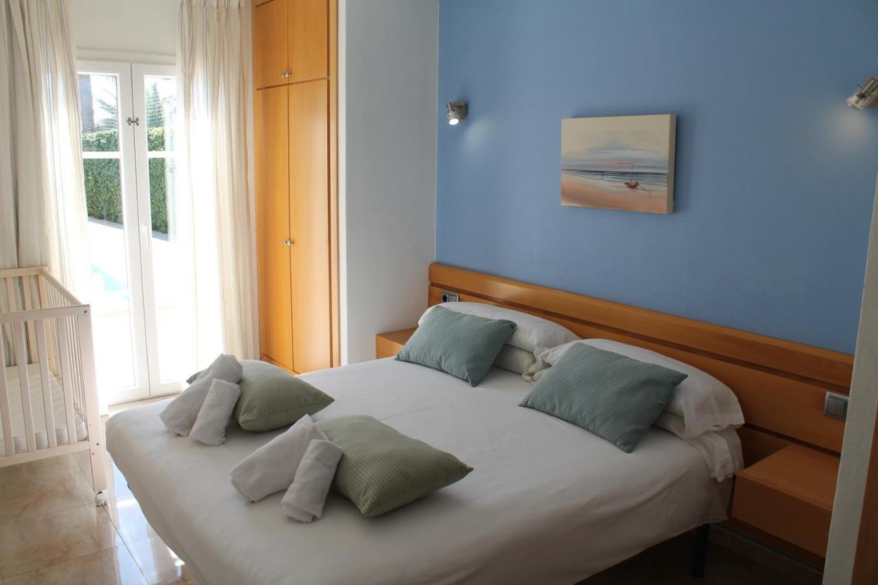 Villa Betty Cala'N Blanes  Екстер'єр фото