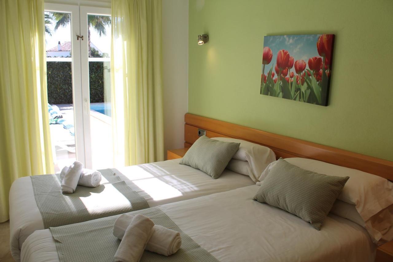 Villa Betty Cala'N Blanes  Екстер'єр фото